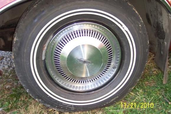 1971Olds Original Uniroyal BiasPly dual white wall tires