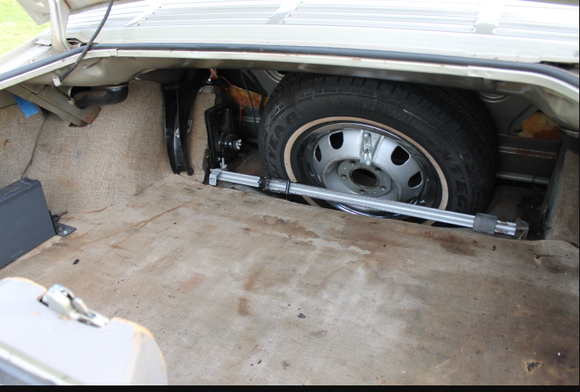 Original trunk mat in this one