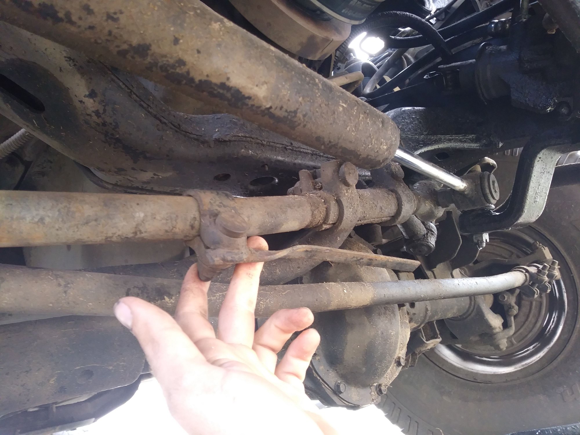 Loss steering whats this broken peice ?