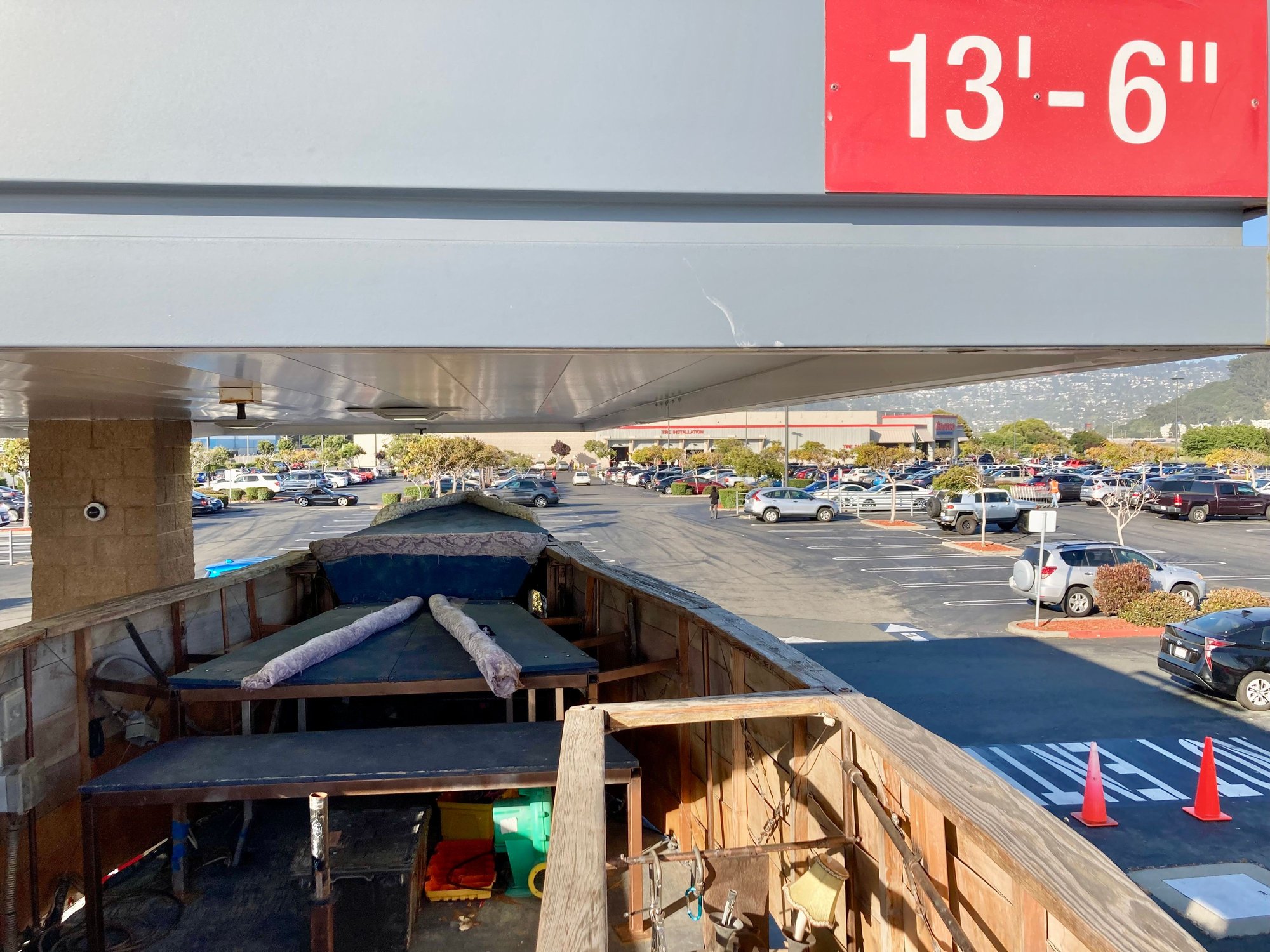 When we determined that Costco Gas derates their canopy heights by 12� (our vehicle is 13�8� static)