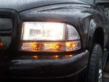Clear headlights and corners