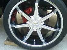 Newly panted calipers. till I replace rotors and calipers. also painted the inside of the rims black to clean em up.