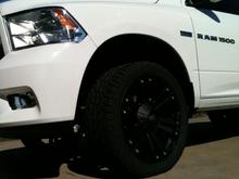 22 INCH XD MONSTERS w/ cooper zeon ltz 305/40r22