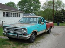 1973 Dodge D100