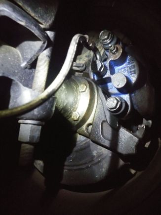 Ford explorer calipers and caliper bracket @end of axel tubes
