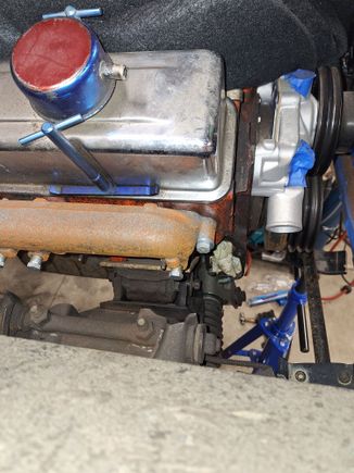 Passenger side mount.