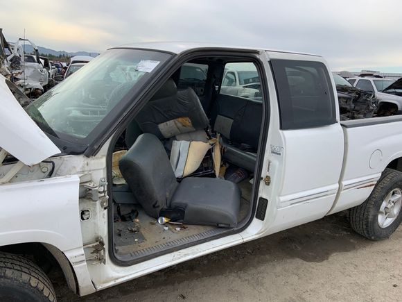 So if you can imagine it, this donor was a complete driver two hours before.  Grabbed the dash, steering column (had a leather wheel in good shape and mine is crap), seat foam both driver and passenger in good shape, complete doors, inside molding, under the seat cup holder, grill, tail lights, an old Kenwood Amp.
