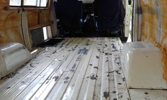 Beautiful bare floors... minimal rust.