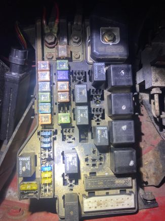 I thought originally the fuses were inside the cab and they were all working. Then when I got to the fuse box under the hood. You can see where the parking light fuse should be, there’s nothing. Someone has an inline fuse for the parking lights and every time I turn on the lights, it’s blowing that inline fuse. They’ll work for about 5 seconds but then the fuse will pop. 