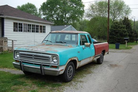 1973 Dodge D100