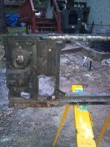 2012 07 26 06 26 02 430 this the hole I cut on both sides for the inner cooler to go in truck.