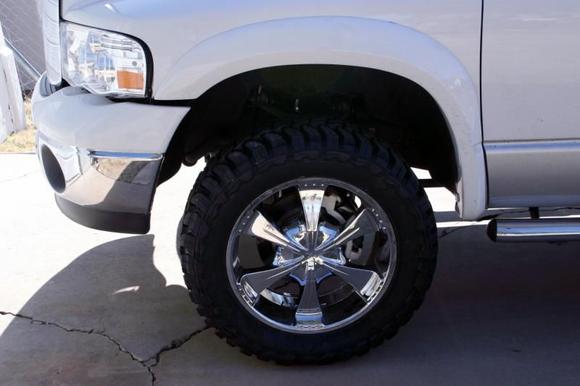 Toyo Mt 33x12.5x20