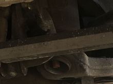 The silver locking nuts are the ones at the ends of this bar right ?