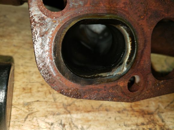 Stock exhaust manifold 