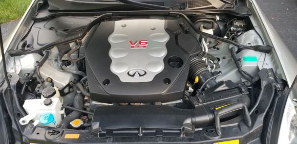 2003 G35 Engine bay looks new - 23K miles as of 4/4/2022.