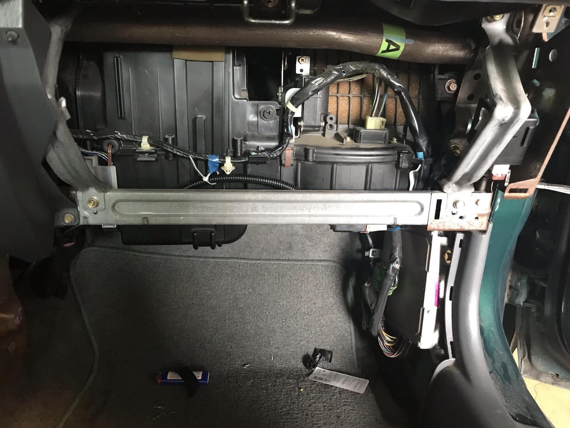 1999 Civic EX Coupe PGMFI/Fuel Pump Relay Kill Switch Install HondaTech Honda Forum Discussion