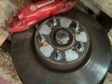 Also! Scored a sweet set of Dc5R Brembos, been on the look for these for a long time, and My good friend Jean from JDM Express hit me up as soon as he got his hands on em. Big thanks to him!