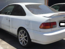 driver quarter panel and missing molding