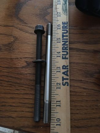 D16Z6 head bolt on left, and 625 plus 11mm x 1.5 SRT4 stud on the right. 