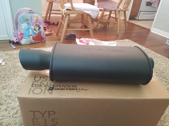 Blox sport muffler 2 1/2 inch. Waiting on 2 vibrant resonators to arrive 1 super quiet and 1 regular bottle resonator. Going to get the exhaust done soon. My b pipe is leaking like crazy!