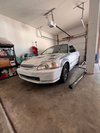 Spray paint was the intent to his the car while it was stolen. Headlights we’re split and not really reassembled.