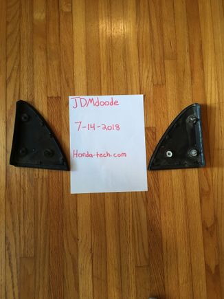 Backside of the glass triangles