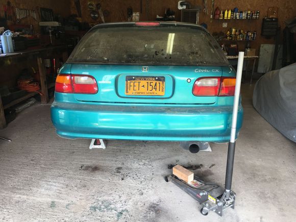 Rear all pulled apart waiting for the mail man!