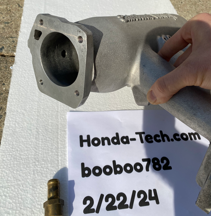 Throttle body side (see the polish in there?)