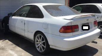 driver quarter panel and missing molding