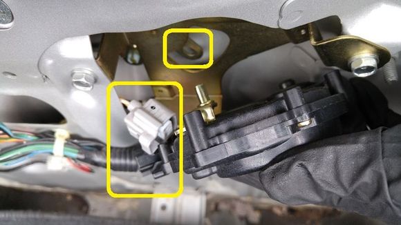 Remove the connector