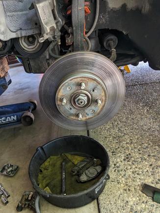 Really grooved and old, worn rotors.