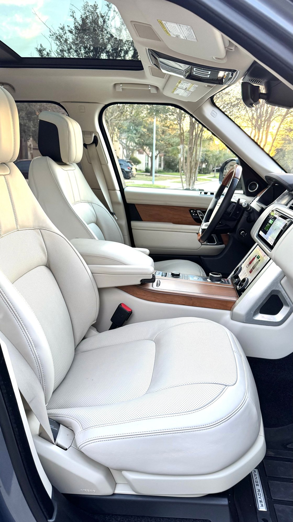 2022 Land Rover Range Rover - Certified 2022 Range Rover Westminster edition - Used - VIN SALGS2RU0NA460070 - 25,205 Miles - Houston, TX 77479, United States