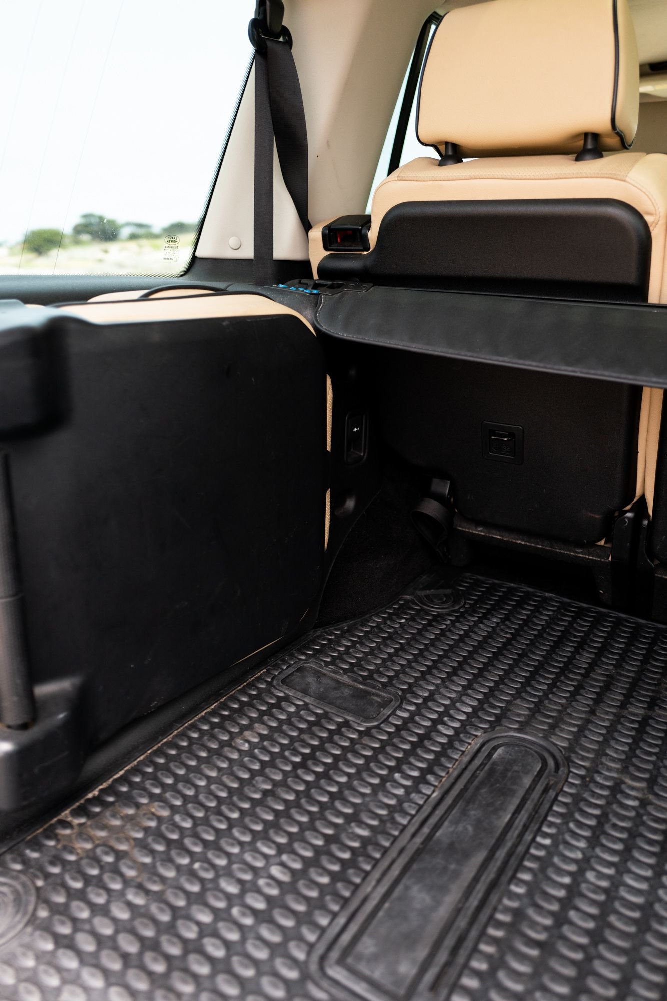 2004 Land Rover Discovery - 2004 Land Rover Discovery 2 - Used - VIN SALTW19404A834463 - 99,251 Miles - 4WD - Automatic - SUV - Other - Monterey, CA 93940, United States