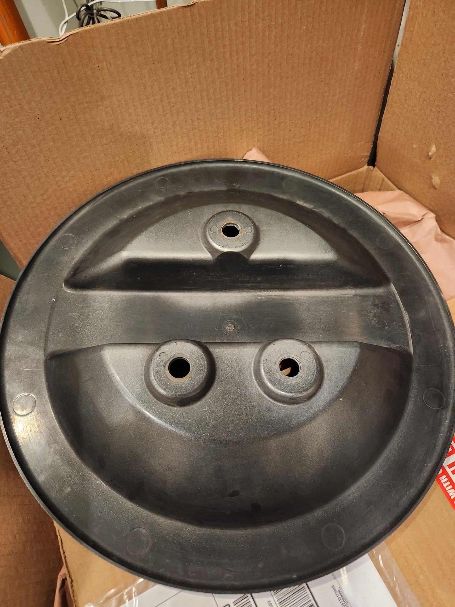Miscellaneous - Spare tire cover - Used - 1998 to 2003 Land Rover Discovery - Madison, WI 53726, United States