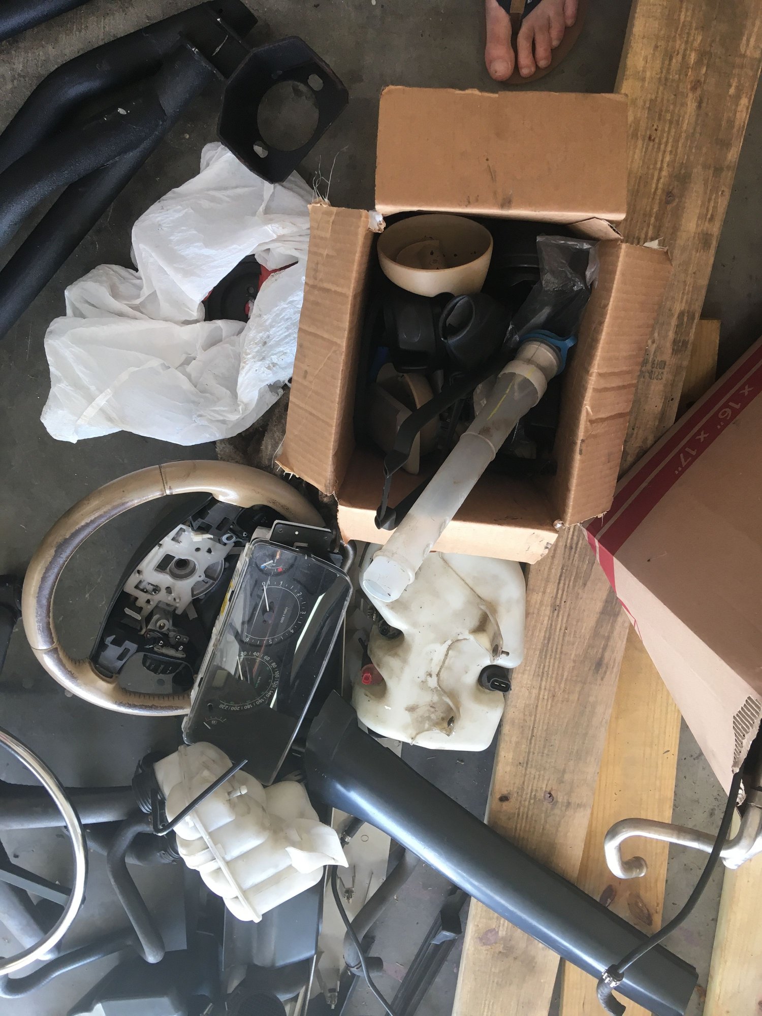 Miscellaneous - 04 disco parts left over - Used - 1999 to 2004 Land Rover Discovery - Temple, TX 76502, United States