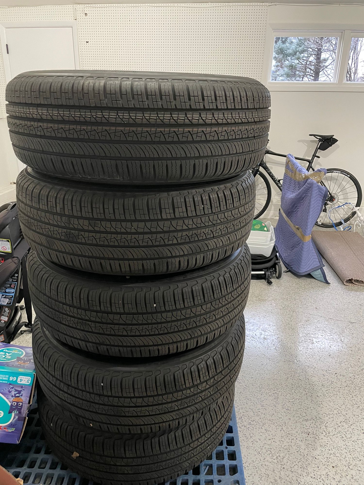 Wheels and Tires/Axles - Defender 20” wheels with tires $2500 - Used - 2020 to 2022 Land Rover Defender - Chatham, NJ 07928, United States