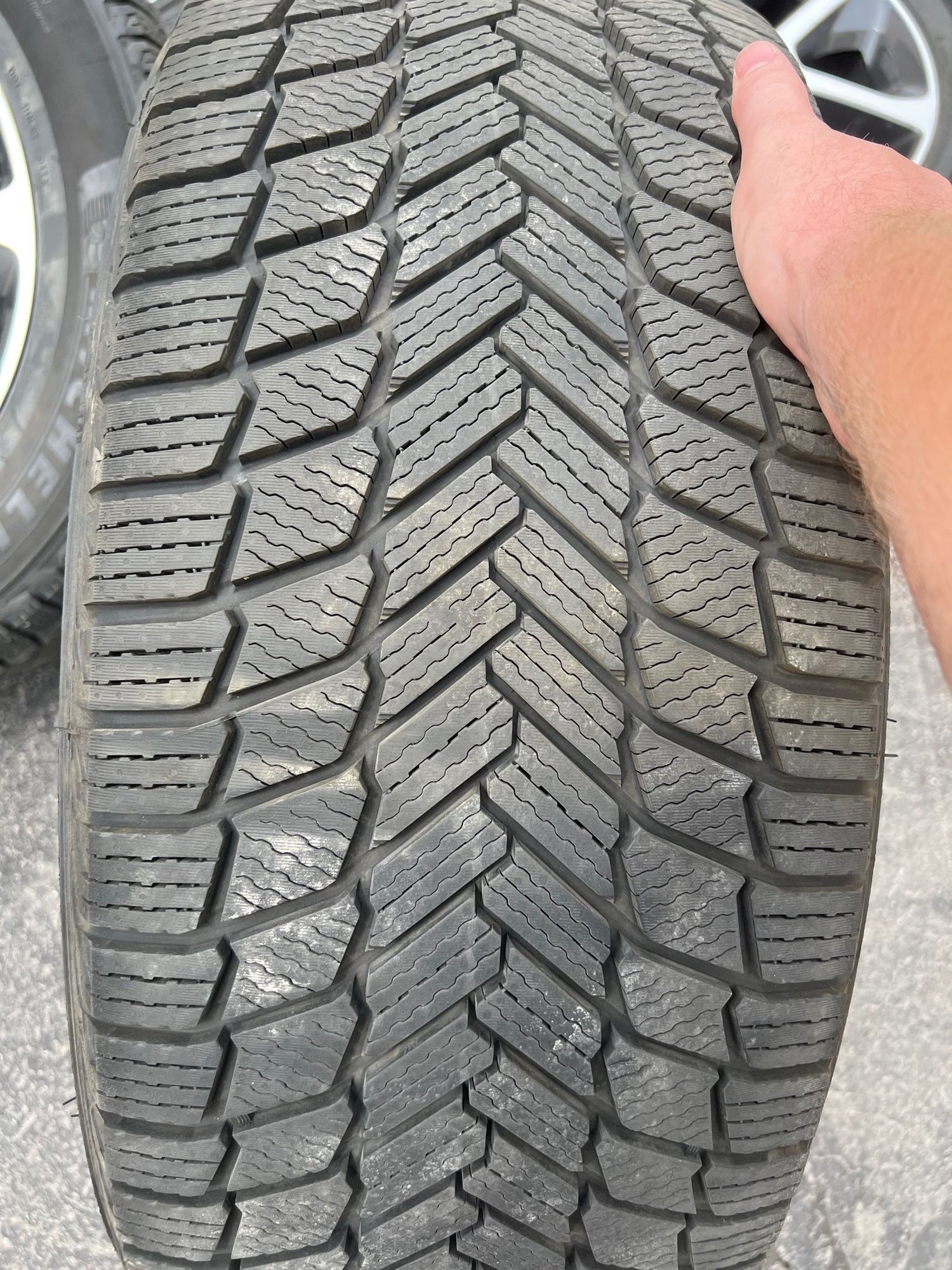Wheels and Tires/Axles - 20-23 Defender 110 | Winter Wheel & Tire Package (4) Michelin X-Ice Snow 255/60/R20 - Used - 2020 to 2023 Land Rover Defender 110 - Salt Lake City, UT 84115, United States
