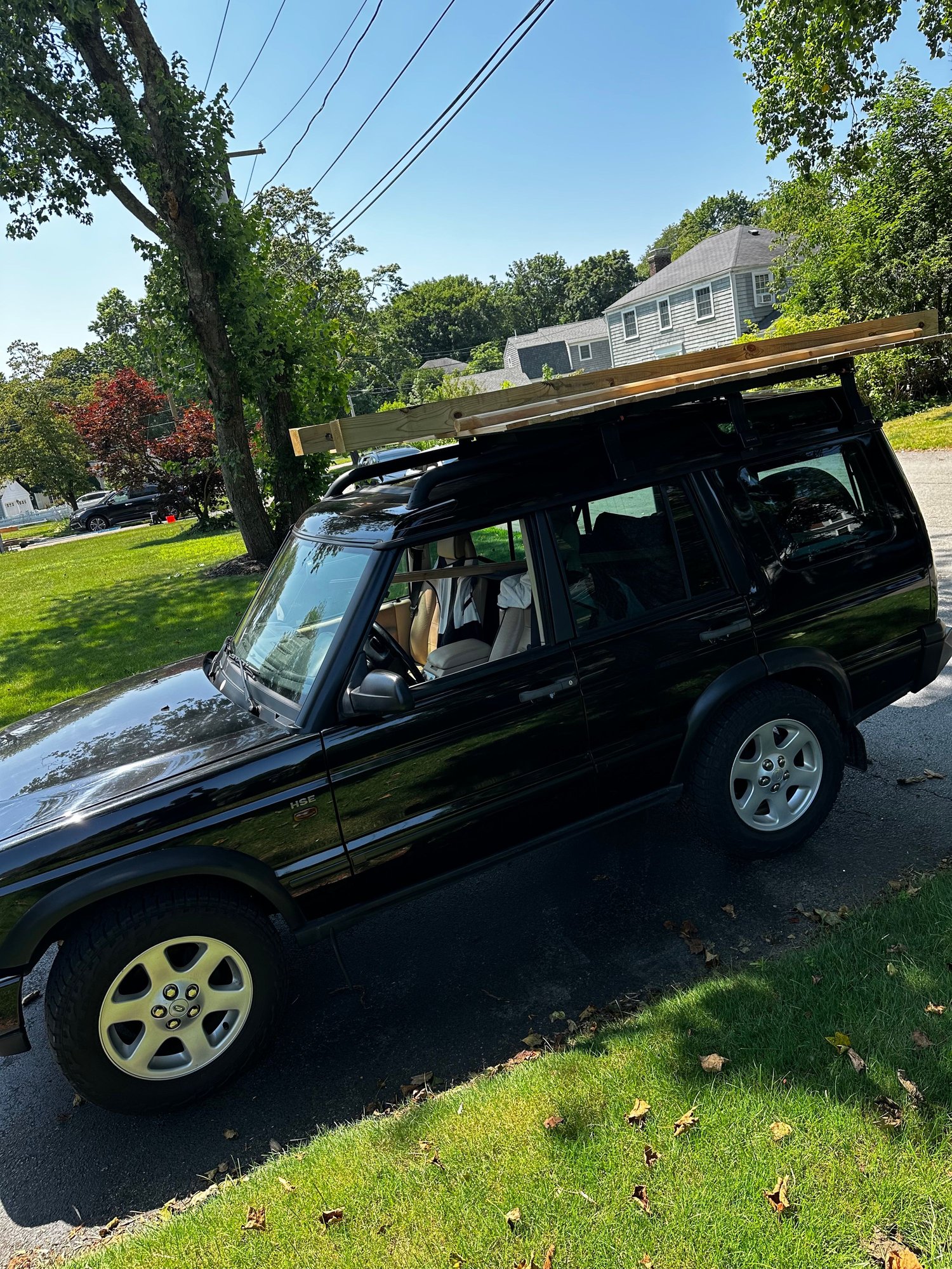 2004 Land Rover Discovery - 2004 Disco 2 HSE project - motor is shot, otherwise everything works, very clean - Used - VIN saltp19414a836509 - 113,000 Miles - 8 cyl - AWD - Automatic - SUV - Black - Barrington, RI 02806, United States