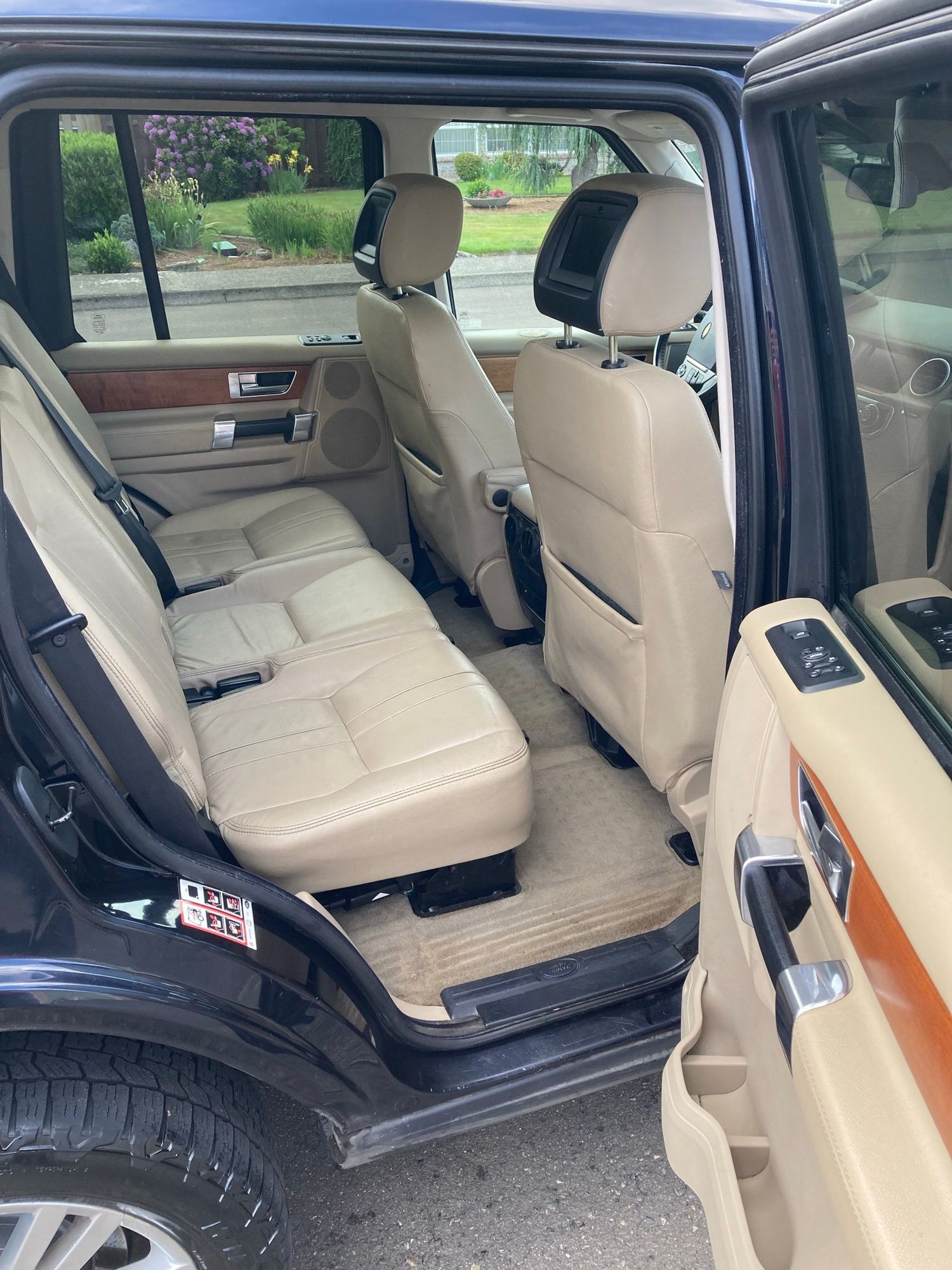 2010 Land Rover LR4 - 2010 LR4 For Sale Portland, OR area - Used - VIN SALAG2D48AA542122 - 128,280 Miles - 8 cyl - 4WD - Automatic - SUV - Blue - Vancouver, WA 98683, United States