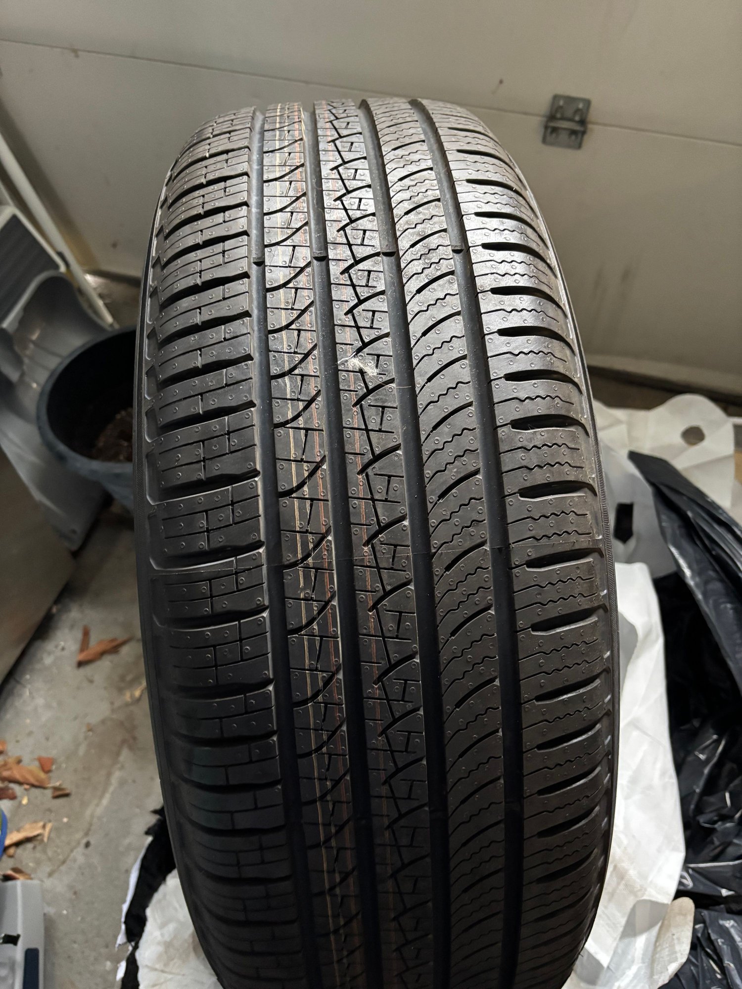 Wheels and Tires/Axles - Brand new scorpion zero tires for 20in wheels - New - -1 to 2026  All Models - Mamaroneck, NY 10543, United States