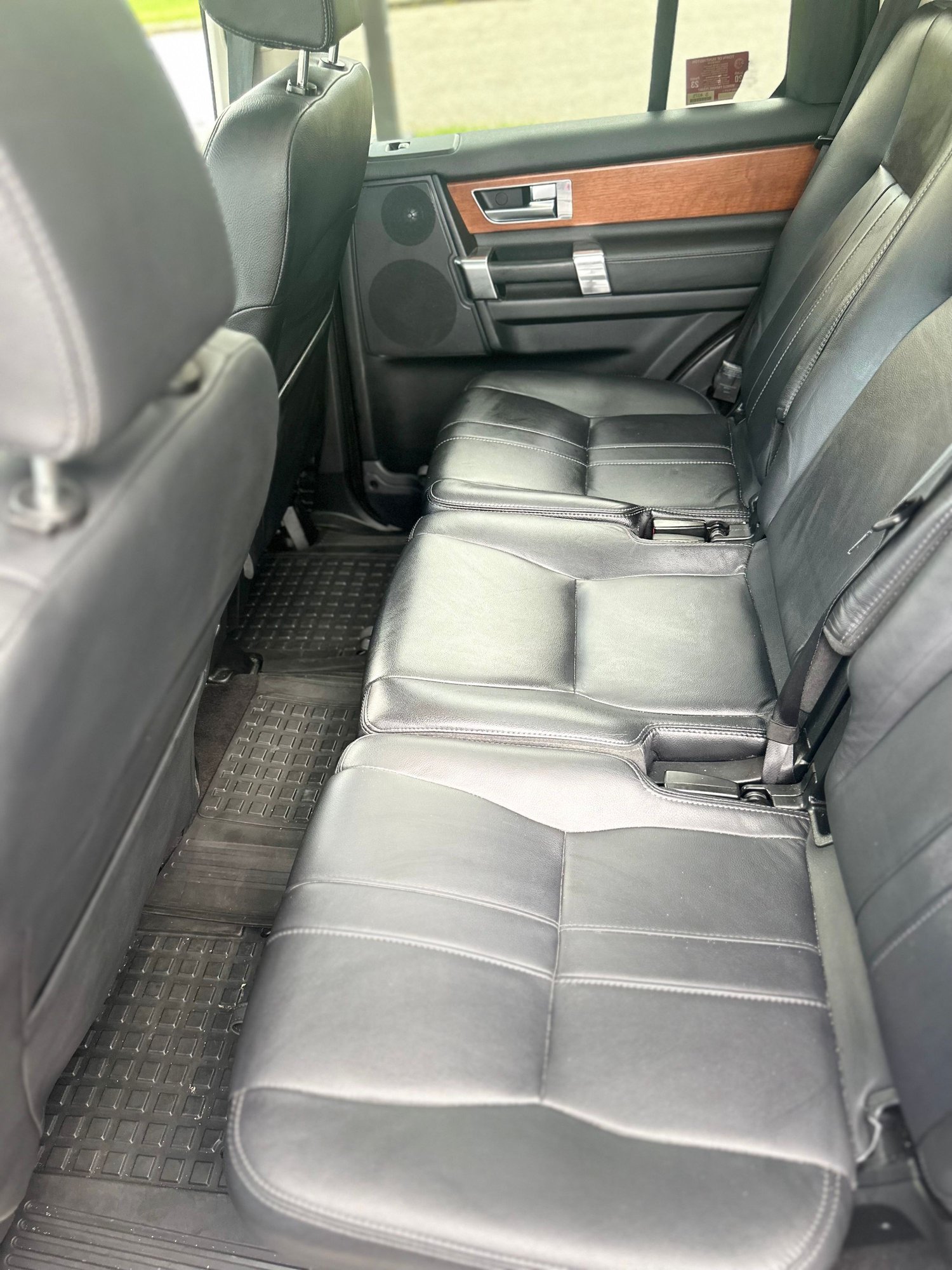 2015 Land Rover LR4 - 2015 LR4 W/ 500 miles on new engine - Used - VIN SALAG2V65FA761675 - 103,000 Miles - 6 cyl - 4WD - Automatic - SUV - Gray - Centerport, NY 11721, United States