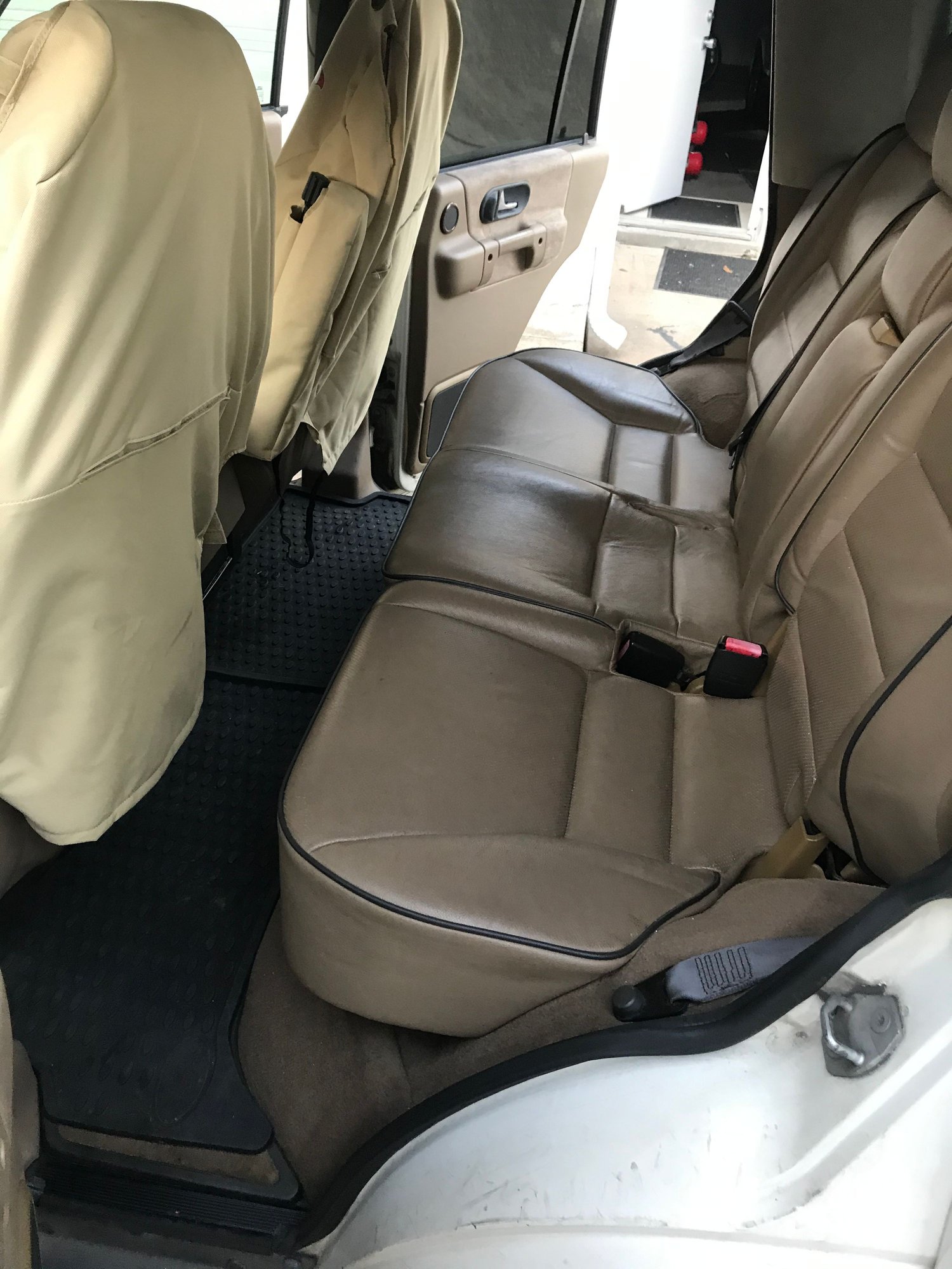 2002 Land Rover Discovery - Survivor 2002 Discovery SE II on frame restorations - Used - VIN SALTY12412A742781 - 241,174 Miles - 8 cyl - AWD - Automatic - SUV - White - Sugar Land, TX 77496, United States