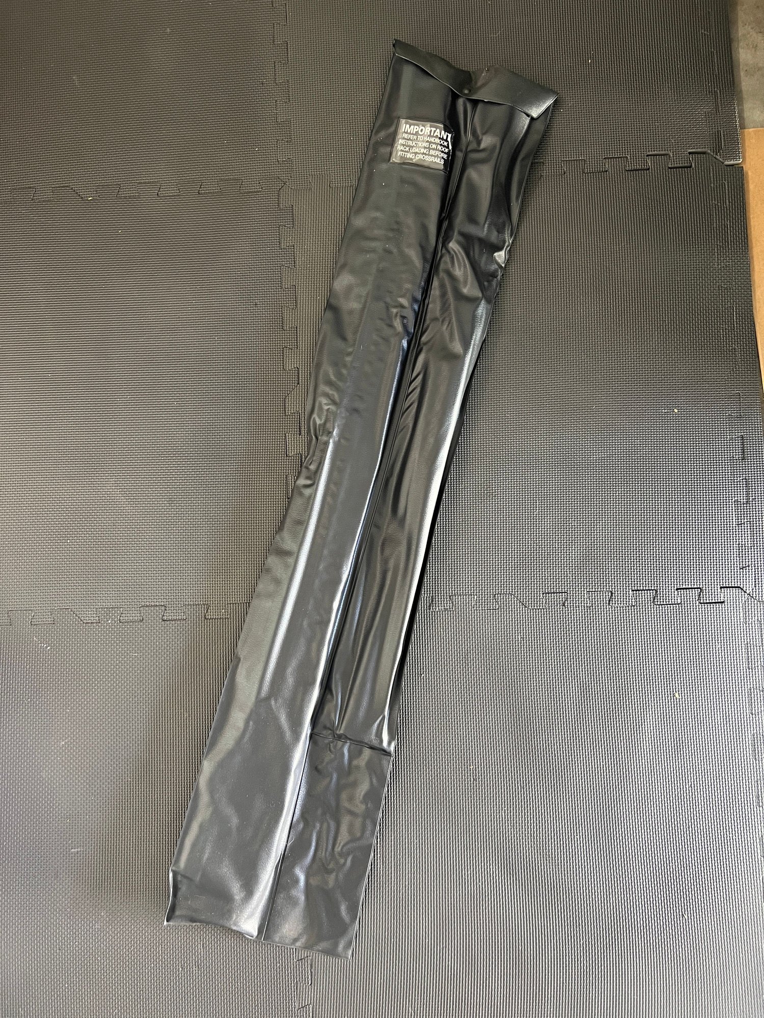 Exterior Body Parts - Discovery 1 Factory Cross Bars for Original Roof Rails w/ Pouch - Used - 1994 to 1999 Land Rover Discovery - San Diego, CA 92011, United States