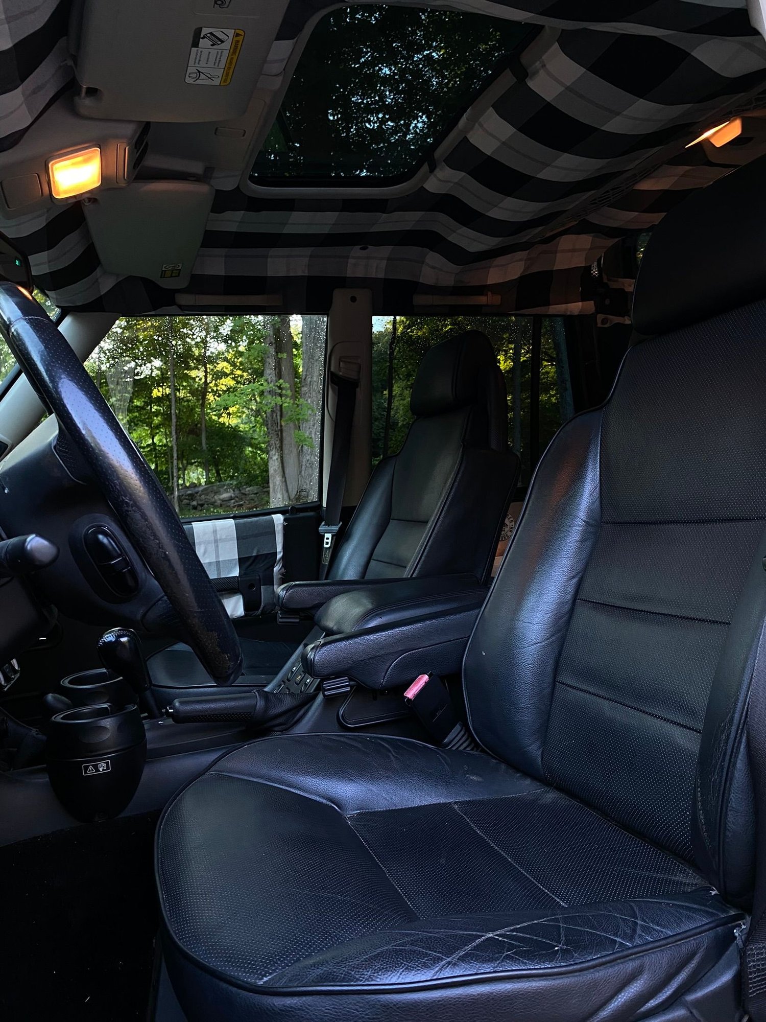 2003 Land Rover Discovery - 2003 LR Discovery 2 SE7 Camper - Used - VIN (will add)....... - 127,600 Miles - 8 cyl - 4WD - Automatic - SUV - Black - New Milford, CT 06776, United States