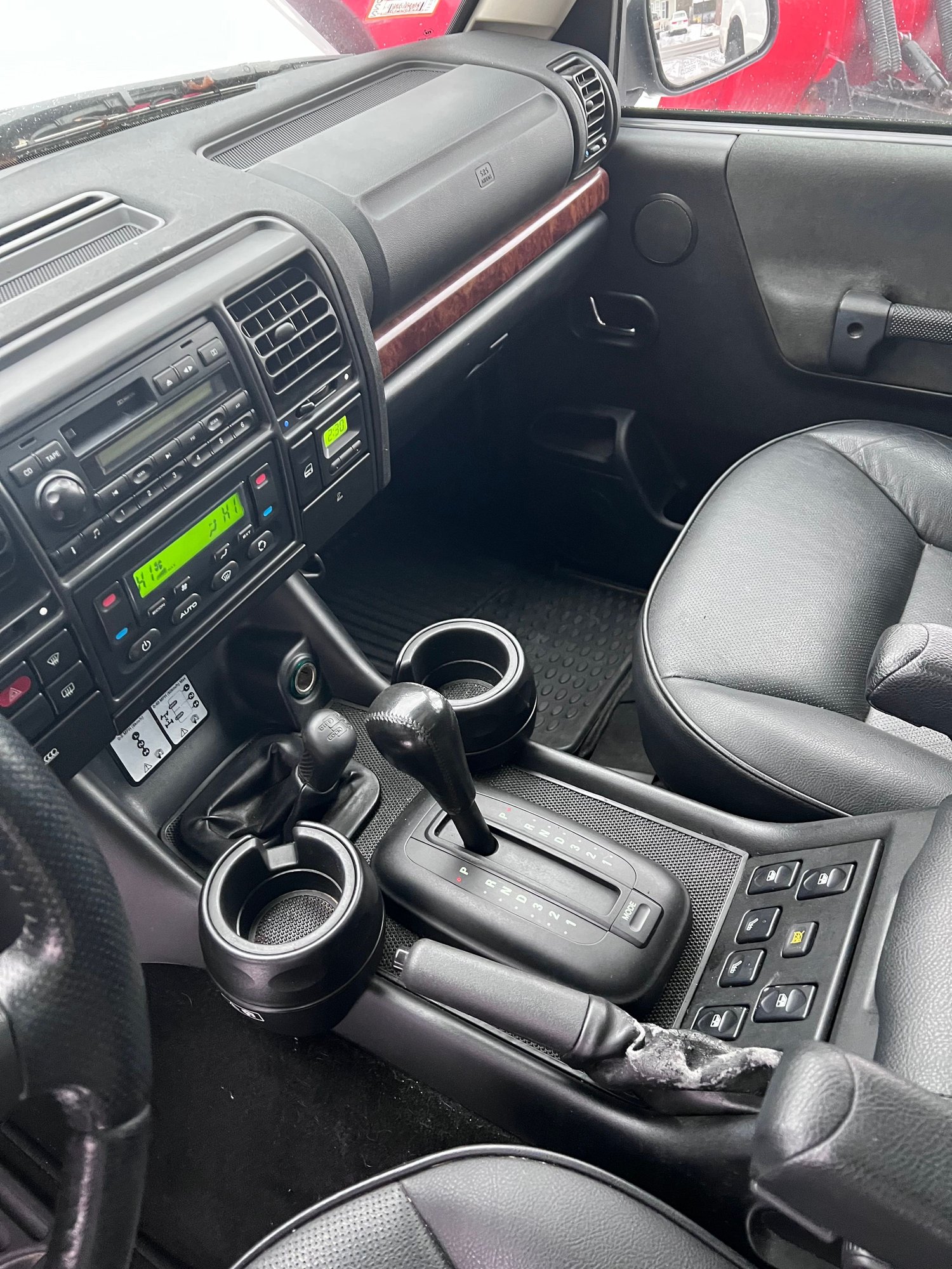 2004 Land Rover Discovery - 2004 Land Rover Discovery (Blown Head Gasket) - Used - VIN SALTW19424A865987 - 87,000 Miles - 8 cyl - AWD - Automatic - SUV - Silver - Gansevoort, NY 12831, United States