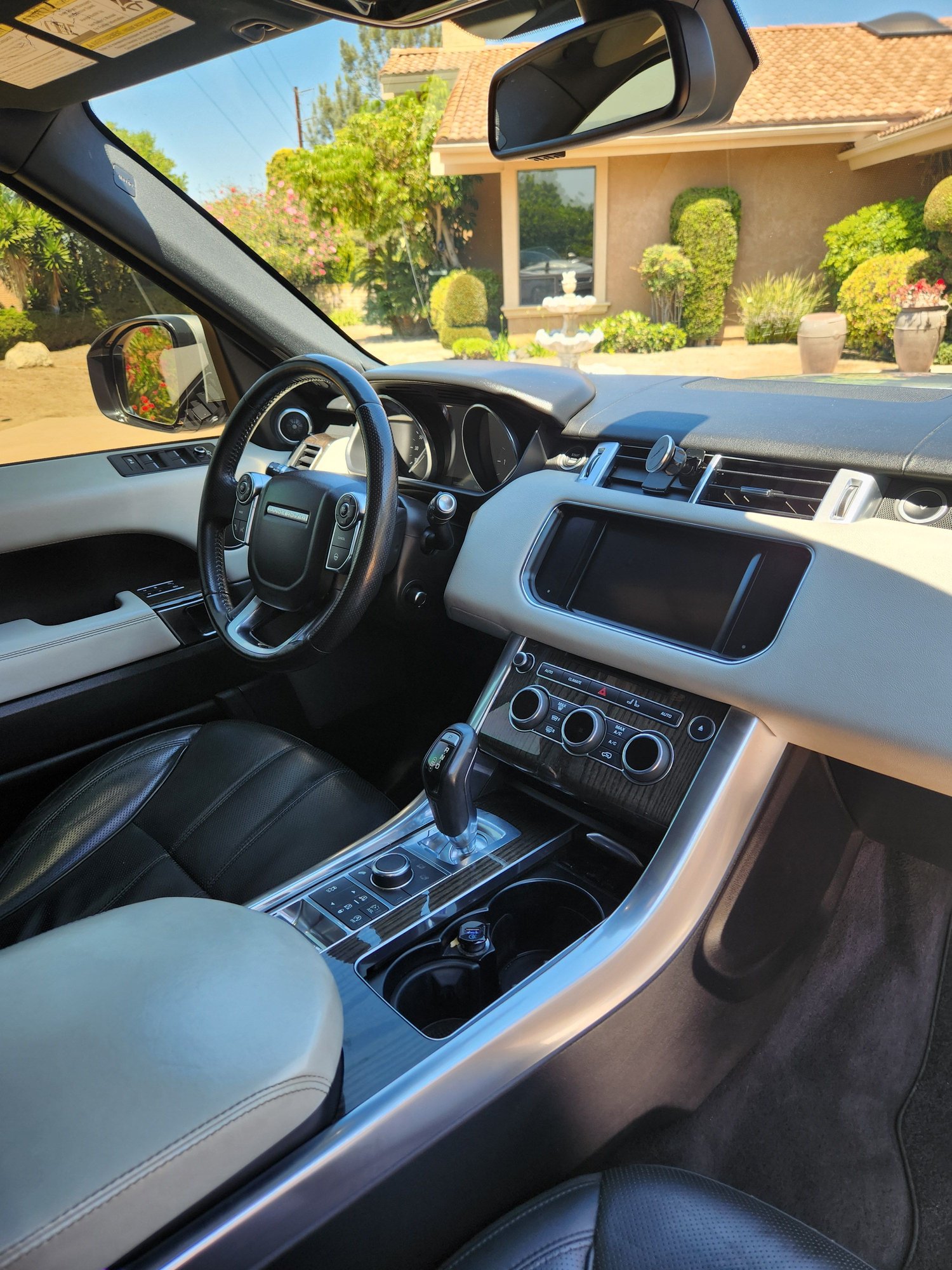 2016 Land Rover Range Rover Sport - 2016 Range Rover Sport Diesel – Clean Title – Great for Parts – Bad Engine - Escondido, CA 92029, United States