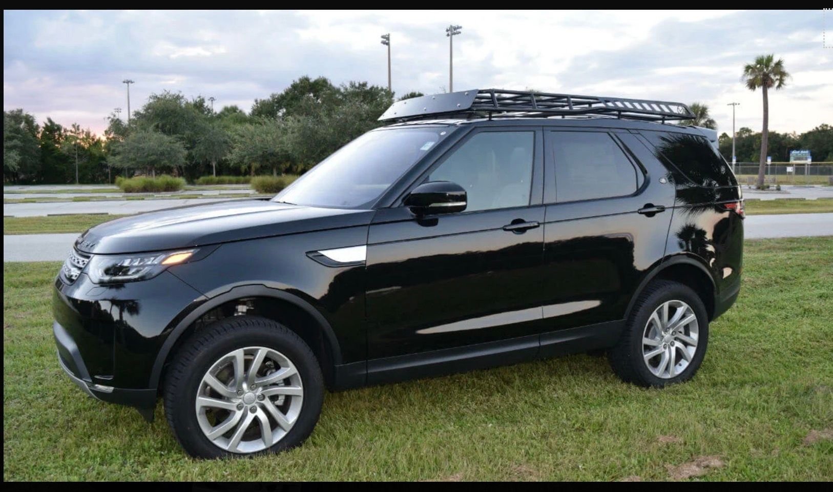 Accessories - Discovery 5  Voyager roof rack - Used - 2017 to 2027 Land Rover Discovery - Malibu, CA 90265, United States