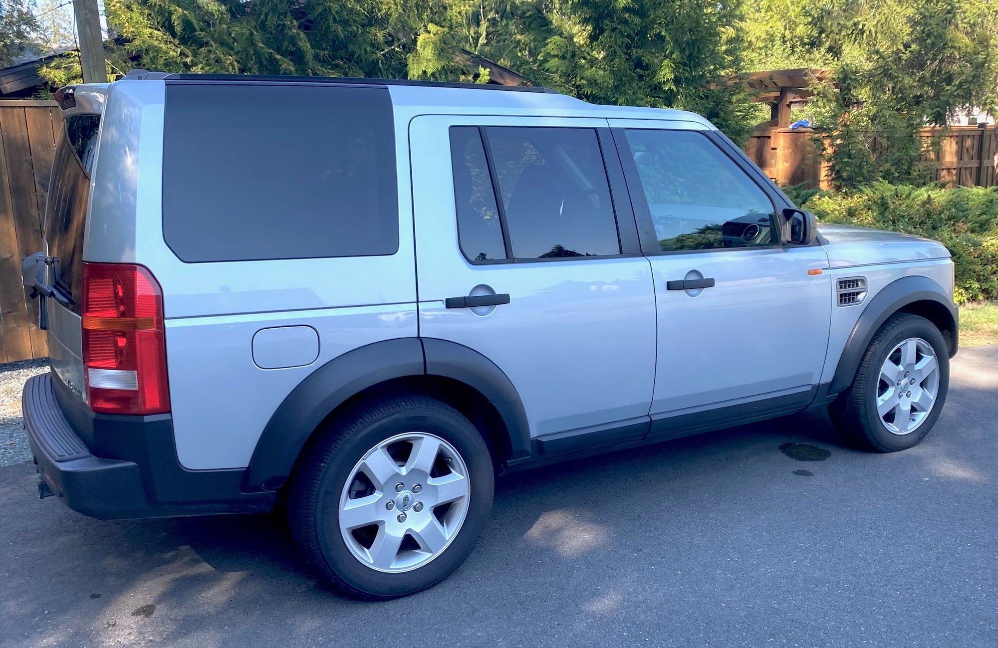 2007 Land Rover LR3 - 2007 LR3 HSE For Sale. Loaded. 2 Owner, 93K Miles. - Used - VIN SALAG25417A416675 - 93,000 Miles - 8 cyl - 4WD - Automatic - SUV - Silver - Anacortes, WA 98221, United States