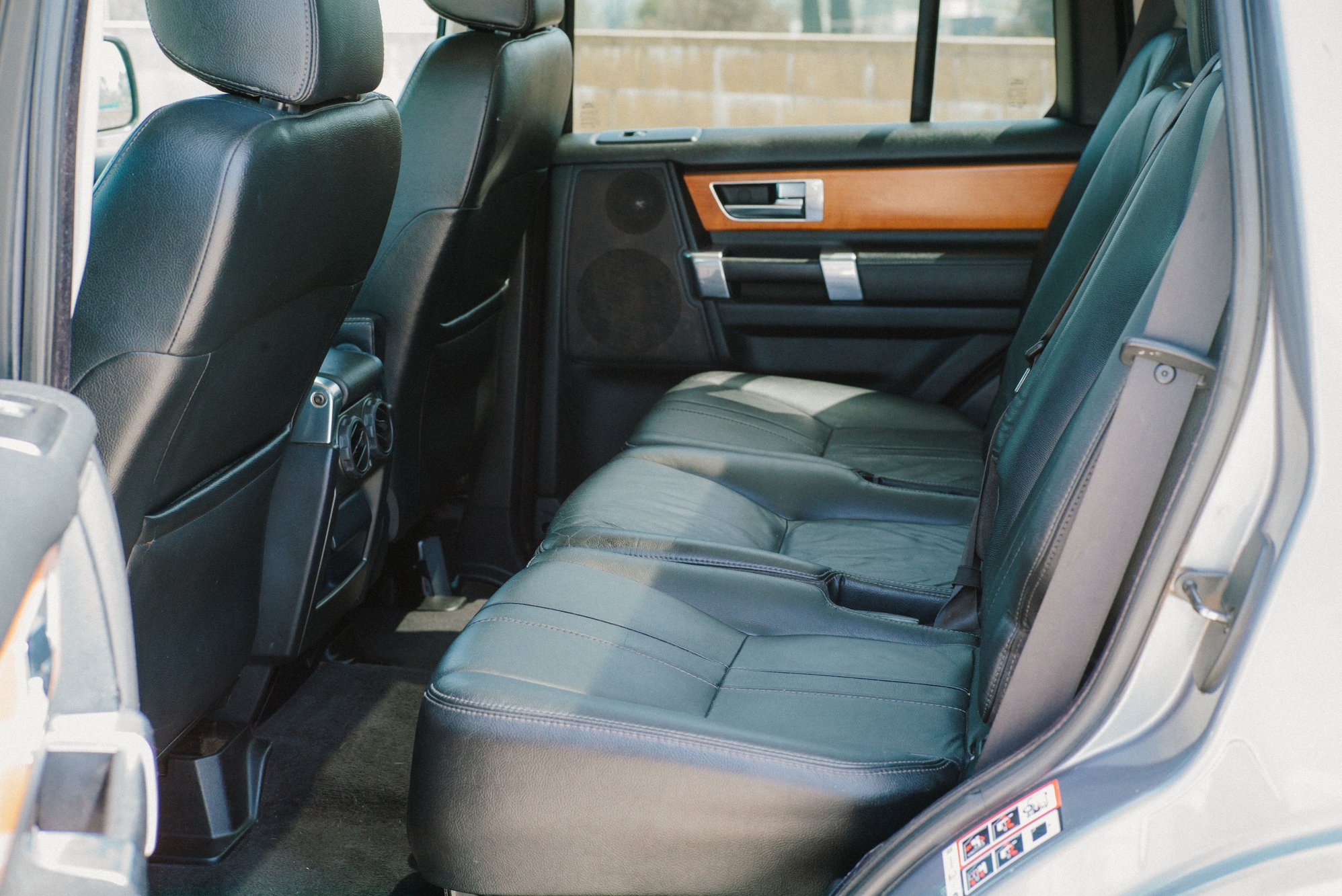 2012 Land Rover LR4 - 2012 LR4 - Super Clean! - Used - VIN SALAC2D43CA619784 - 175,900 Miles - 8 cyl - AWD - Automatic - SUV - Gray - Los Angeles, CA 91423, United States