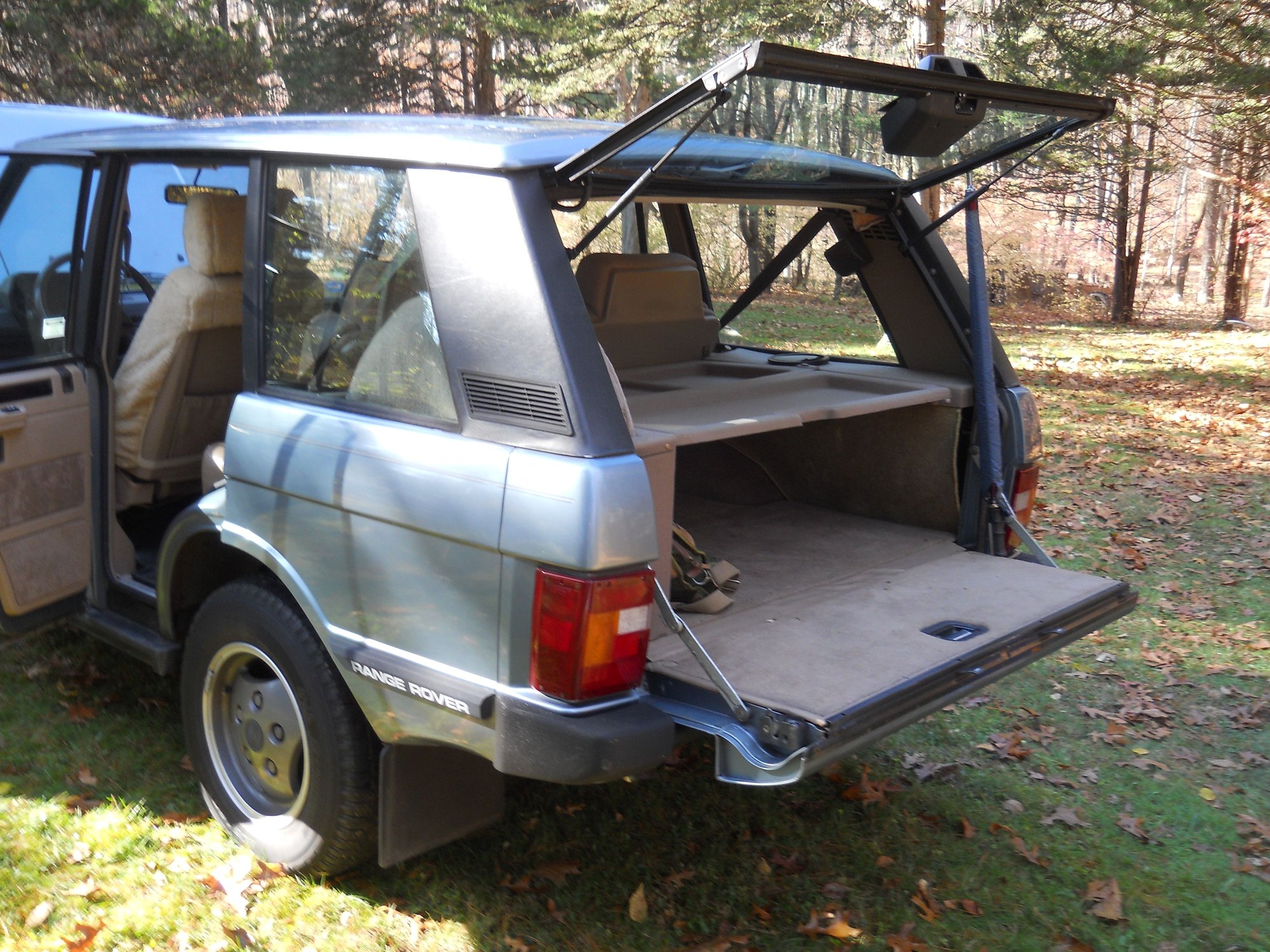 1991 Land Rover Range Rover - 1991 Range Rover - Used - VIN SALHV 124XMA48262 - 120,000 Miles - 8 cyl - 4WD - Automatic - SUV - Blue - Wilton, CT 06897, United States